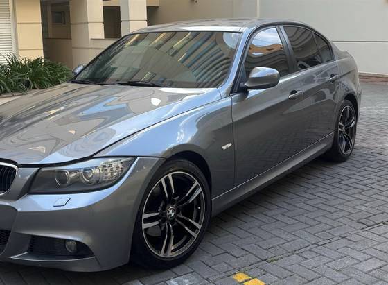 BMW 318i 2.0 SEDAN 16V GASOLINA 4P AUTOMÁTICO BMW 318i 2.0 SEDAN 16V GASOLINA 4P AUTOMÁTICO